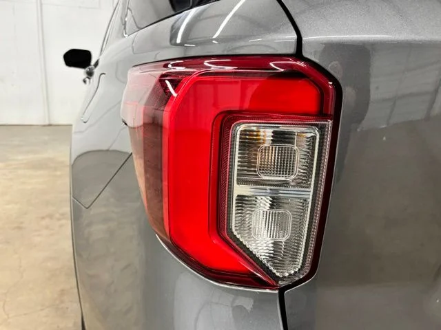 Used 2023 Gray Ford ST-Line image 7
