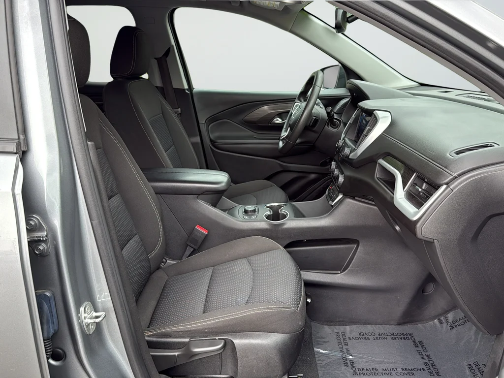 Used 2023 Silver GMC SLE image 15