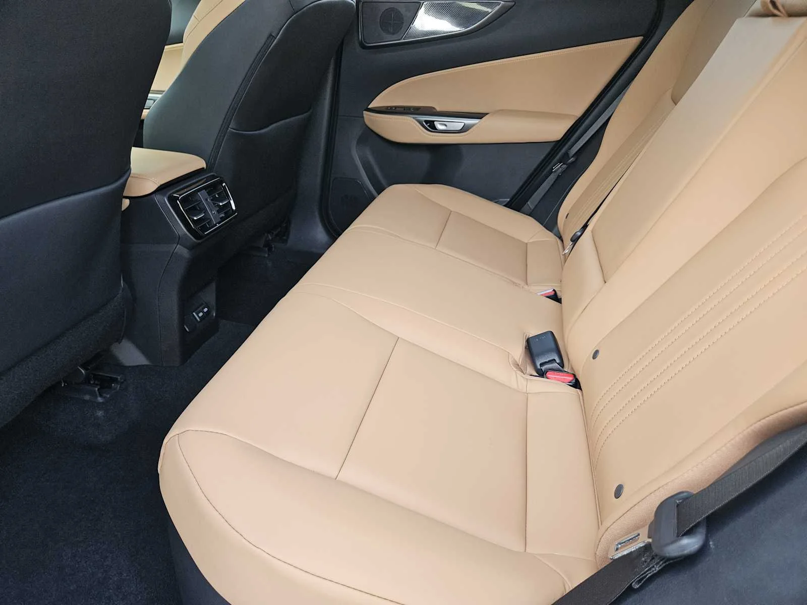 Certified Used 2025 Eminent White Pearl Lexus  image 22