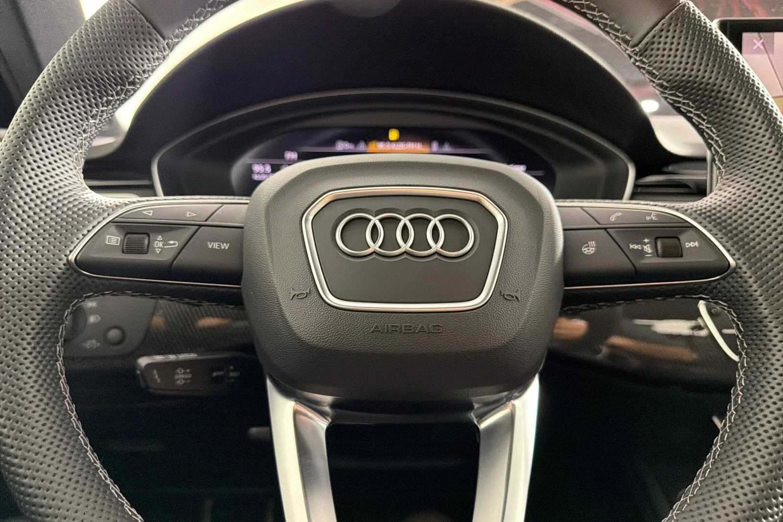Used 2023 District Green Metallic Audi Premium Plus 3.0 TFSI quattro image 22