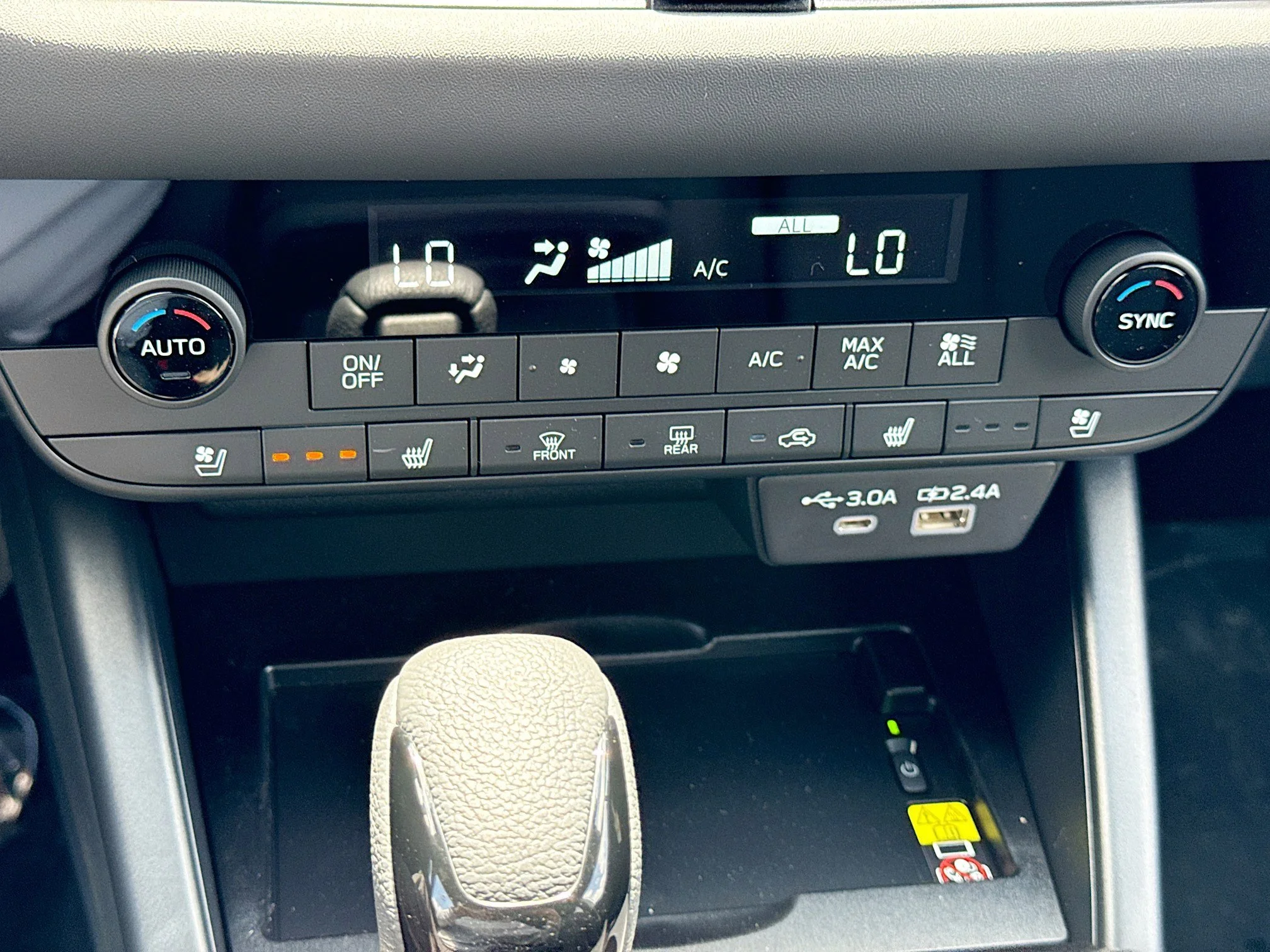 New 2026 Crystal White Pearl Subaru Touring XT image 34