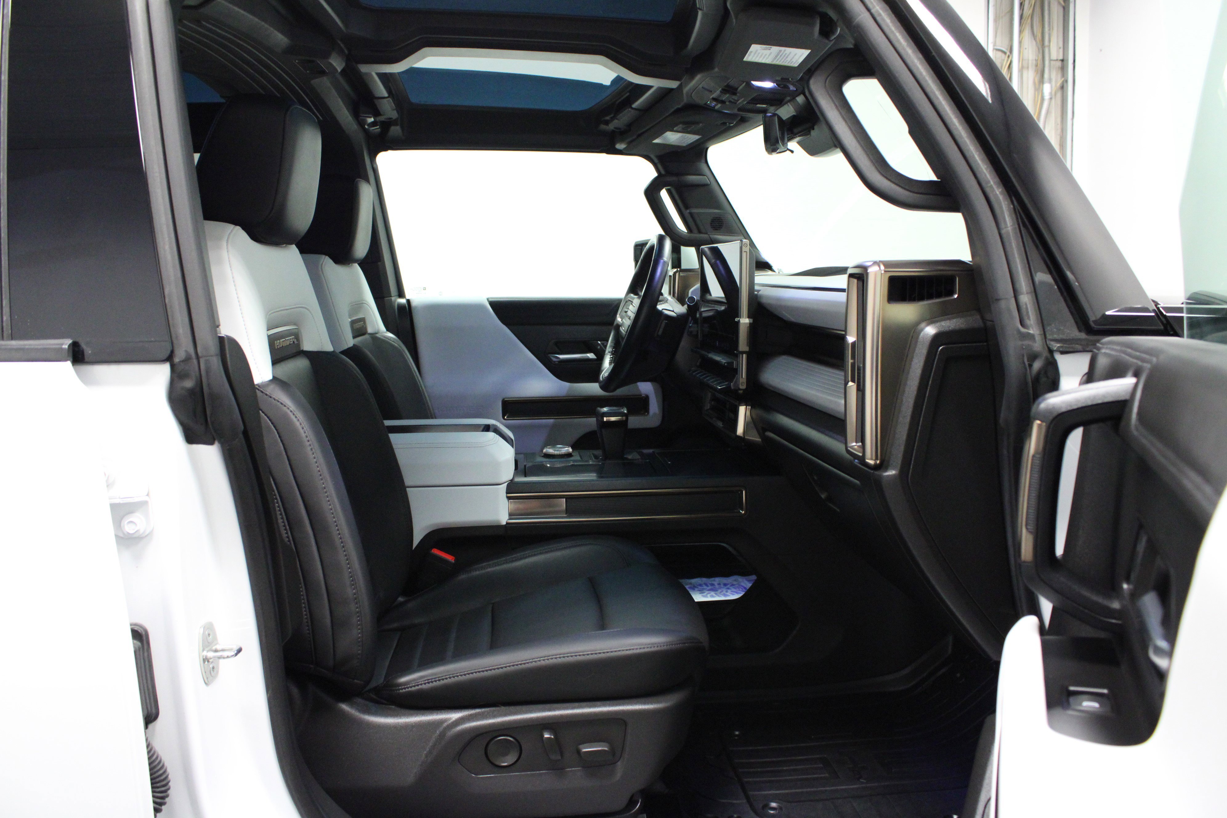 Used 2023 Interstellar White GMC 3X image 16