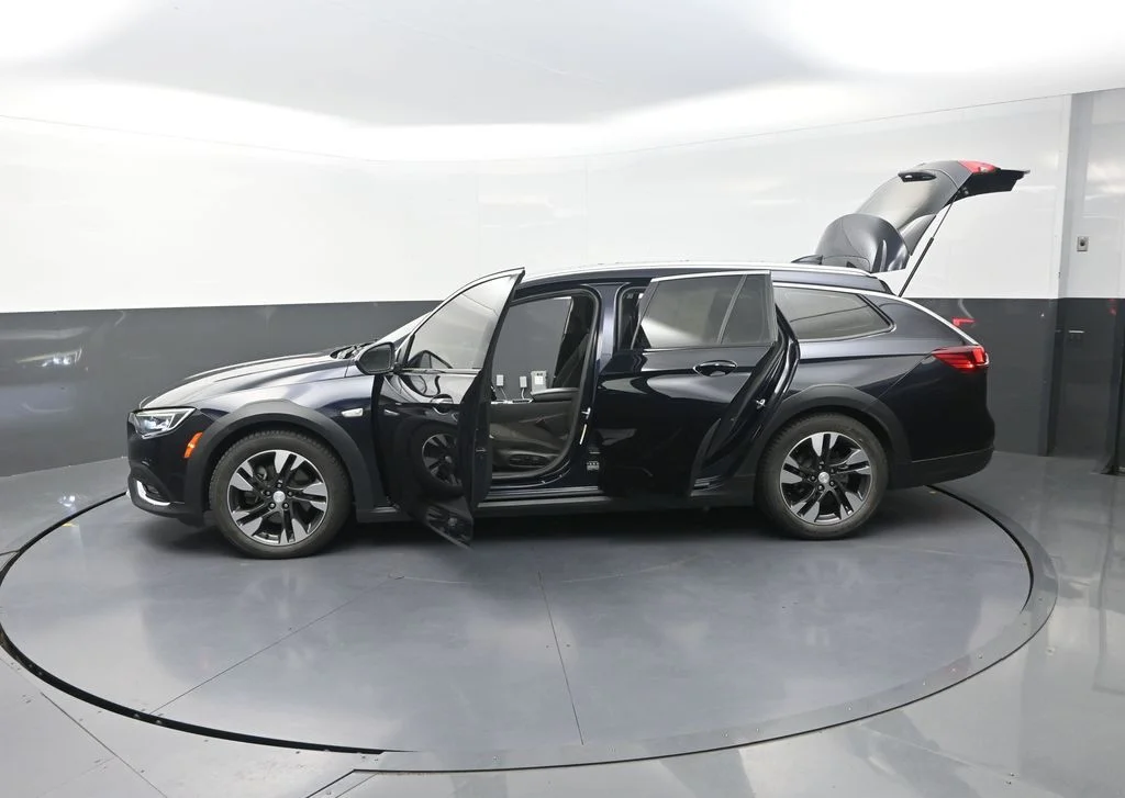 Used 2019 Blue Buick Preferred image 32