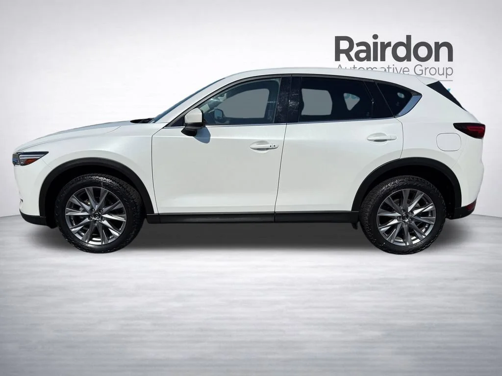 Used 2021 Snowflake White Pearl Mica Mazda Grand Touring image 4
