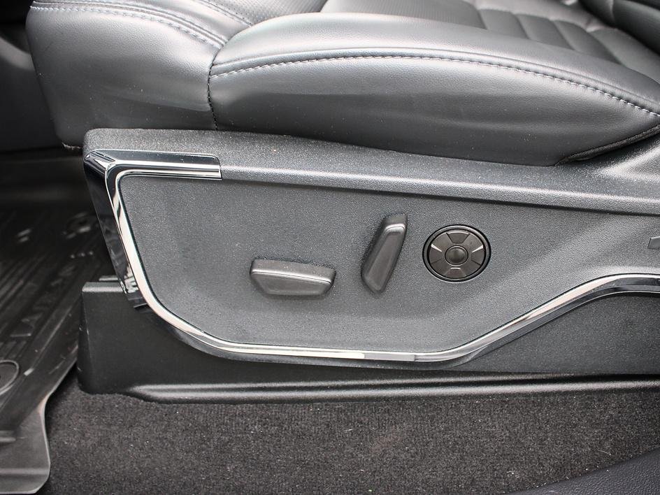 Used 2026 White Ford Platinum image 19