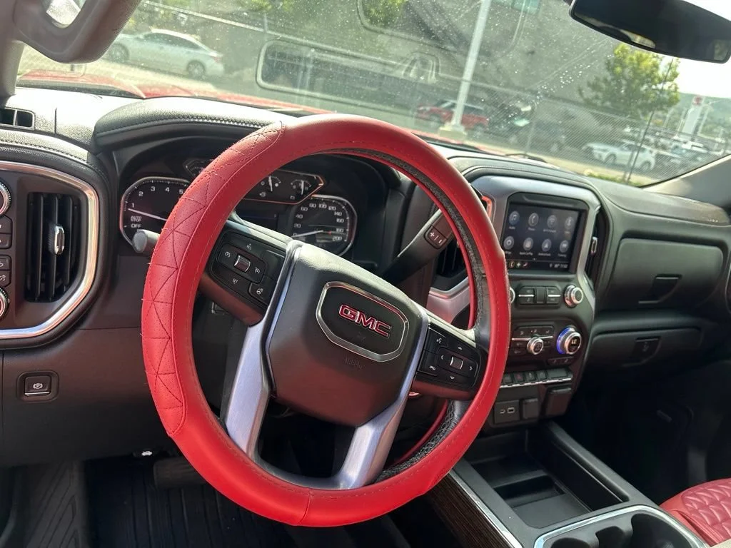 Used 2019  GMC Elevation image 22
