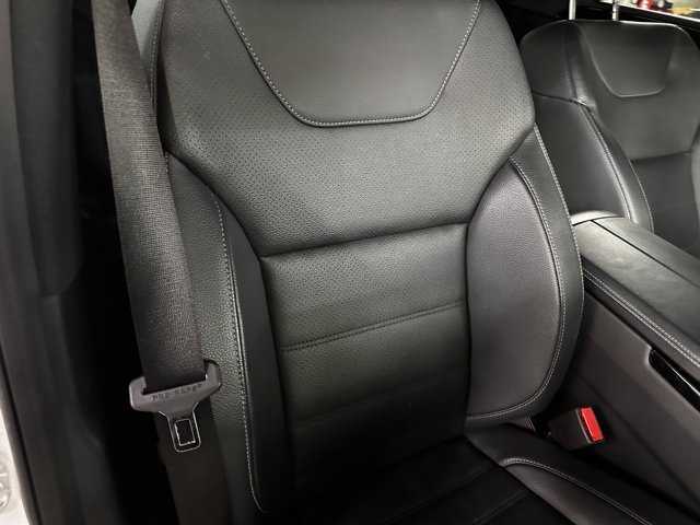 Used 2017 Polar White Mercedes-Benz 350 4MATIC®/Heated Seats/Sport Pkg image 22