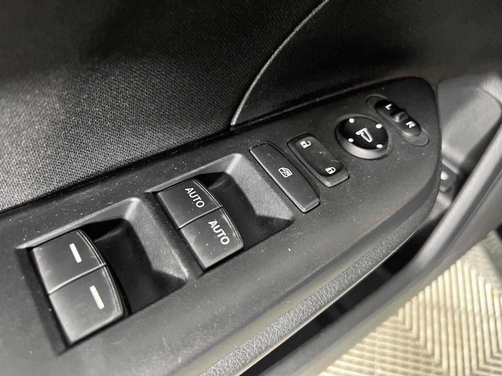 Used 2018 Crystal Black Pearl Honda EX-T image 14