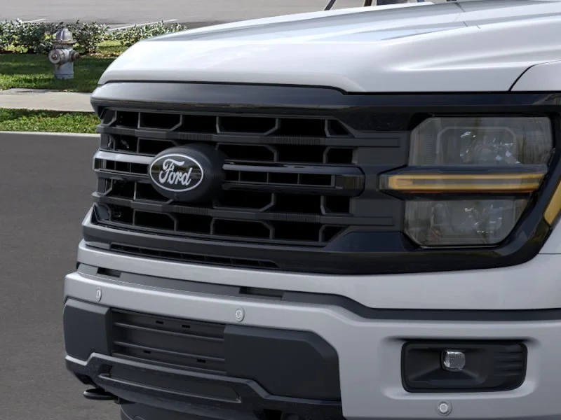 New 2026 Iconic Silver Metallic Ford XLT image 37