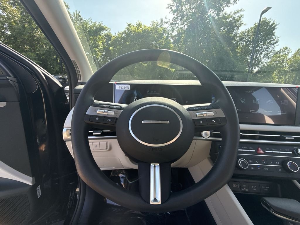 New 2026 Black Hyundai SE AWD image 14