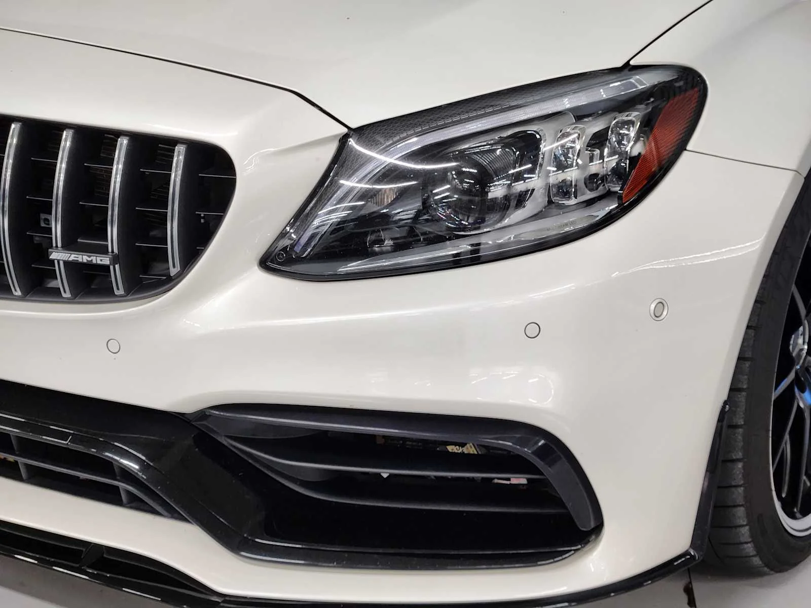 Used 2023 MANUFAKTUR Diamond White Metallic Mercedes-Benz AMG® C 63 S image 18