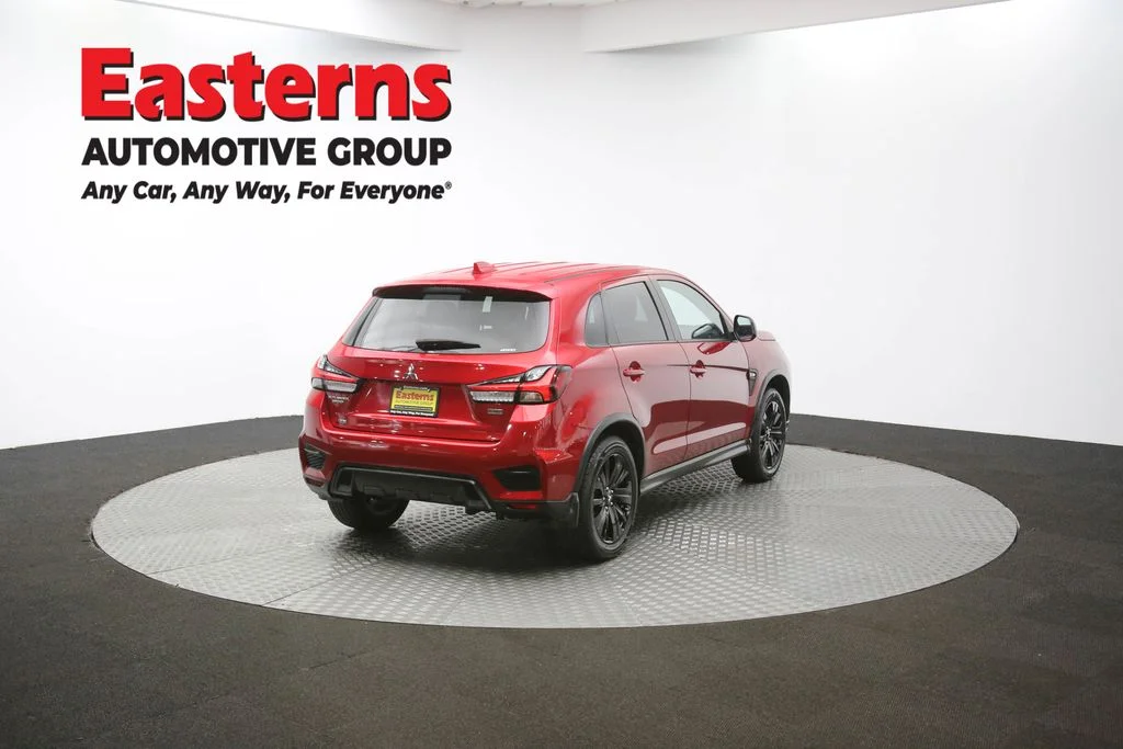 Used 2022 Red Mitsubishi 2.0 LE image 37