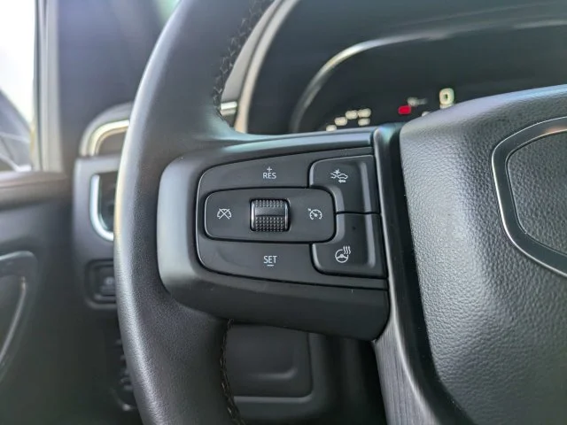 Used 2023 Black GMC AT4 image 30