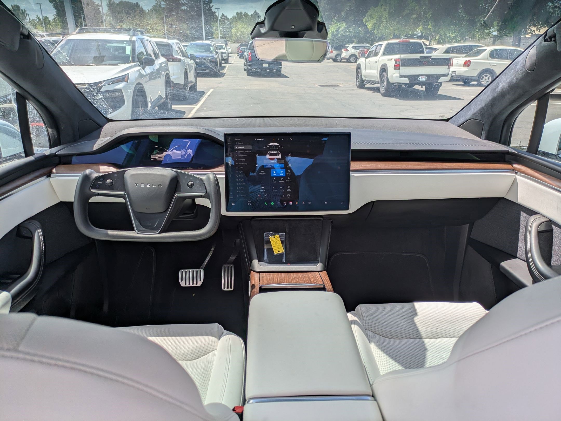 Used 2022 White Tesla AWD image 27
