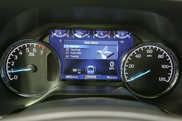 Used 2023 Silver Ford XLT image 34