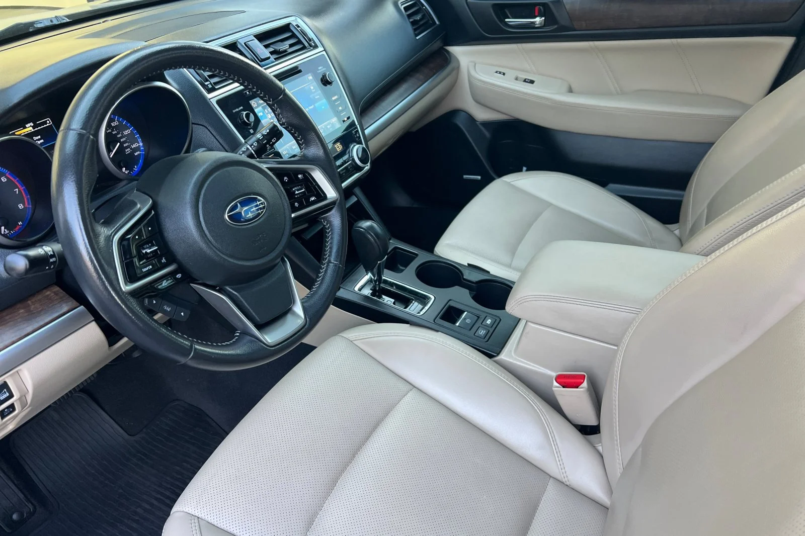 Used 2018 Dark Blue Pearl Subaru Limited image 9