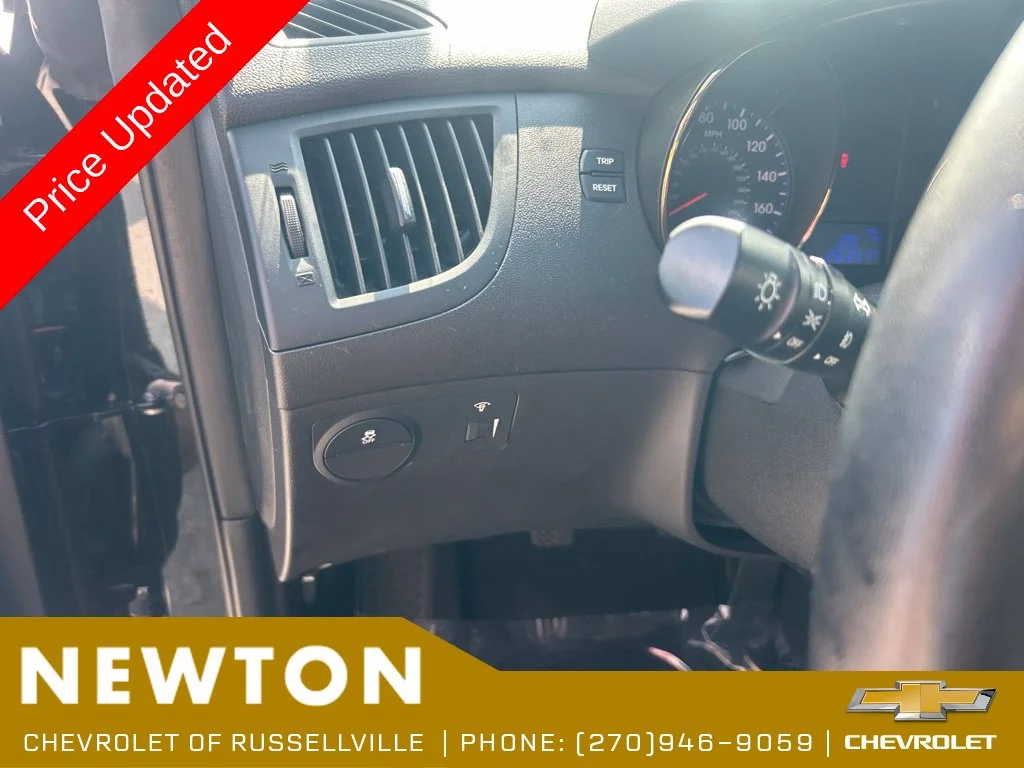 Used 2012 Black Hyundai 3.8 R-Spec image 7