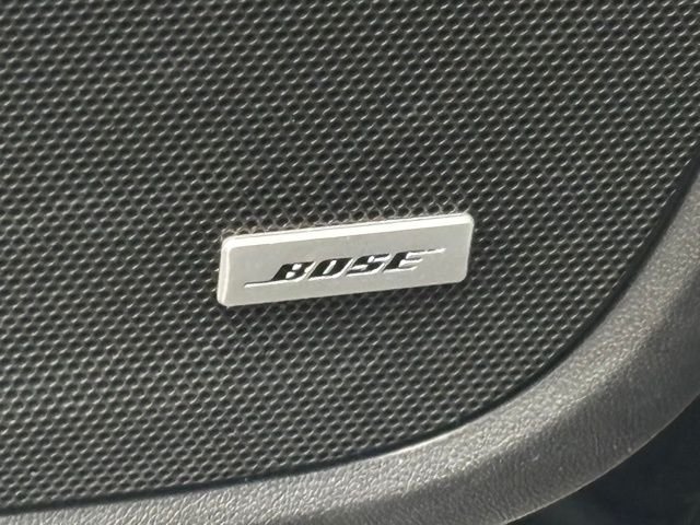 Used 2020 Black GMC SLT image 16