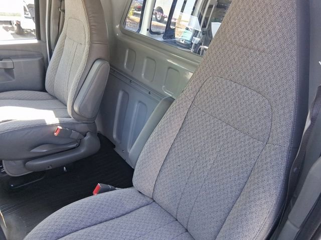 2025 Chevrolet Express Cargo Work Van - Photo 13