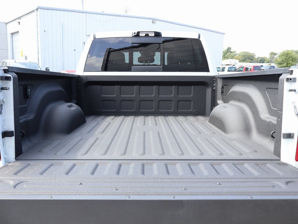 2026 RAM 2500 Laramie - Photo 14