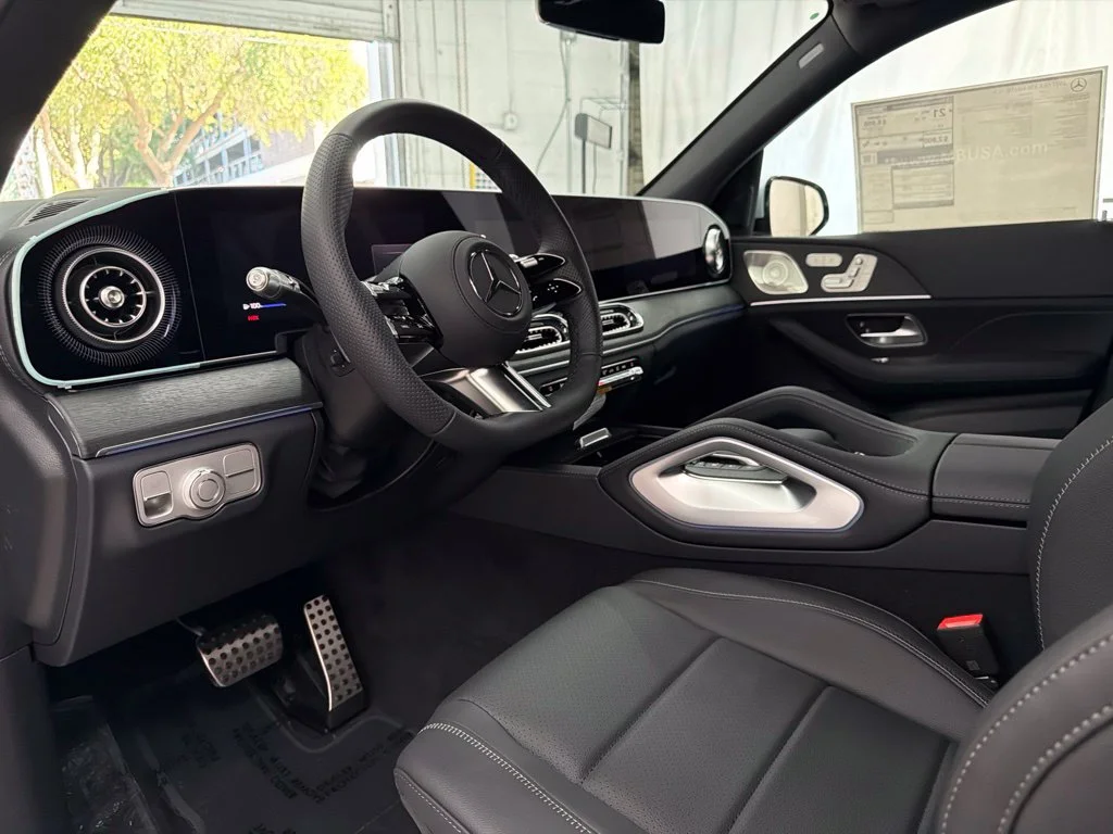 New 2027 Silver Mercedes-Benz GLS 450 image 13