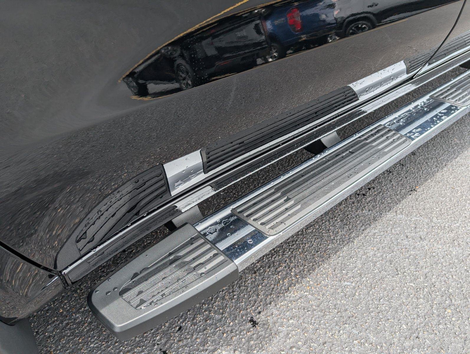 2026 Chevrolet Silverado 1500 LT - Photo 10