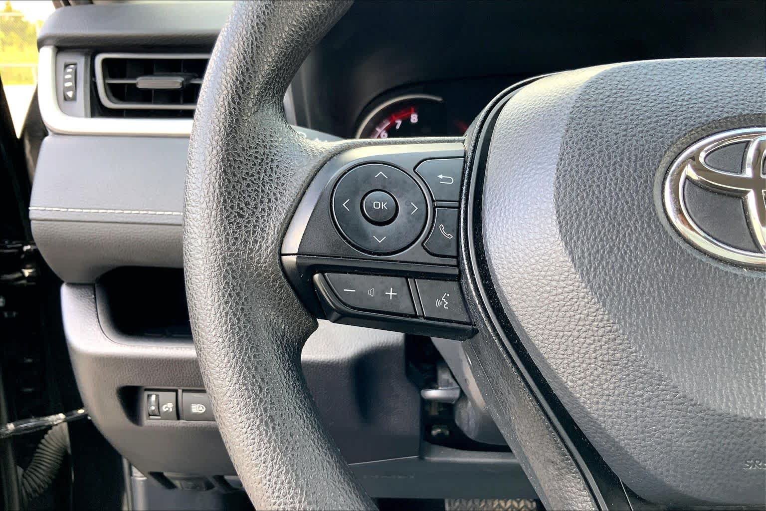 Used 2025 Midnight Black Metallic Toyota LE image 23