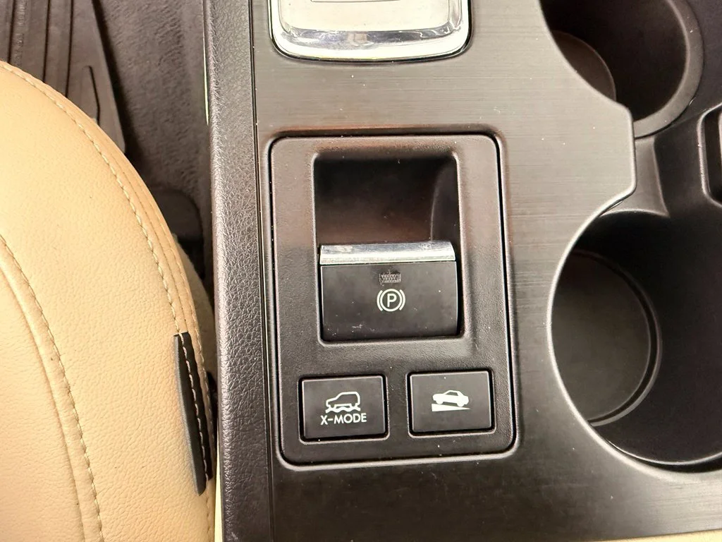 Used 2015 Gray Subaru 3.6R image 26