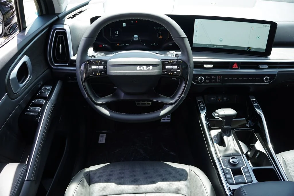 New 2026 Wolf Gray Kia X-Line SX image 15