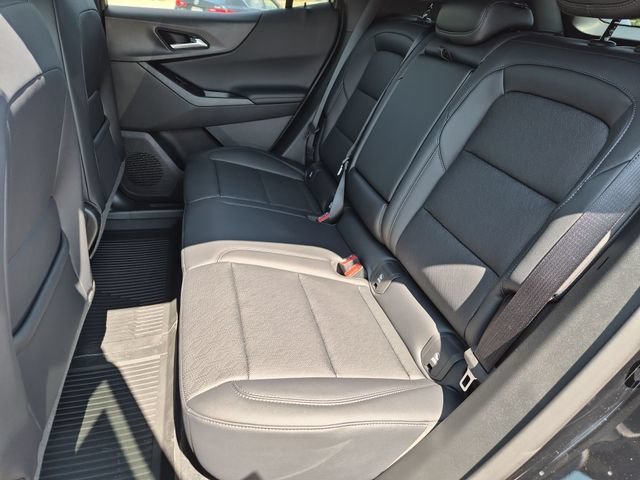 New 2027 Mosaic Black Metallic Chevrolet LT image 23
