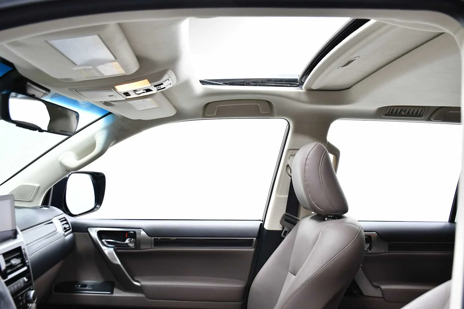 Certified Used 2023 CAVIAR Lexus Luxury image 13