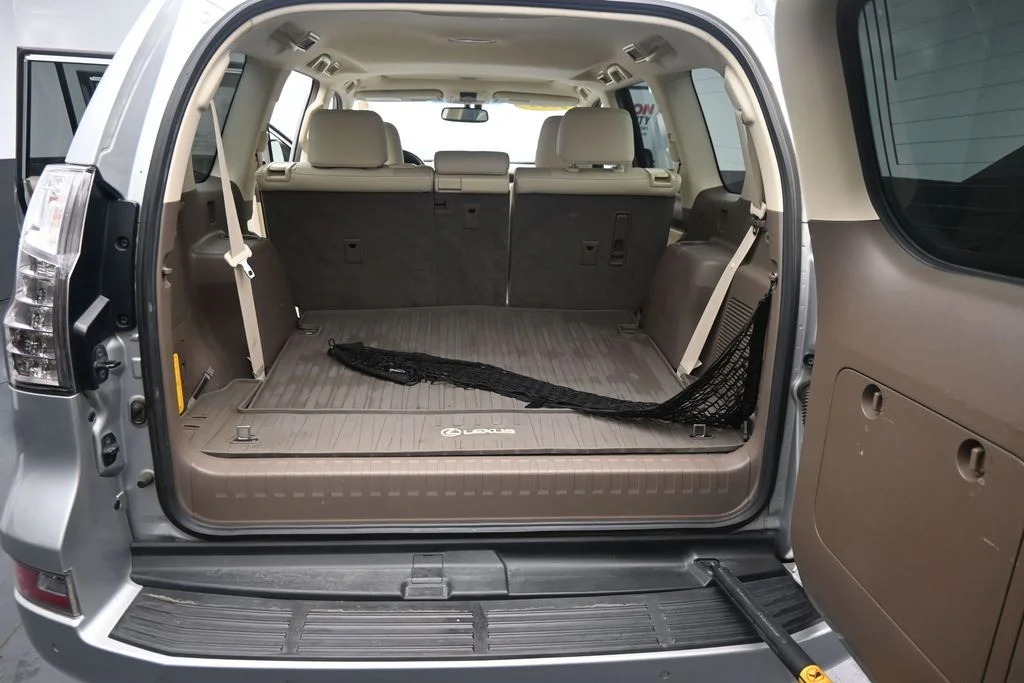 Used 2019 Silver Lexus 460 image 21