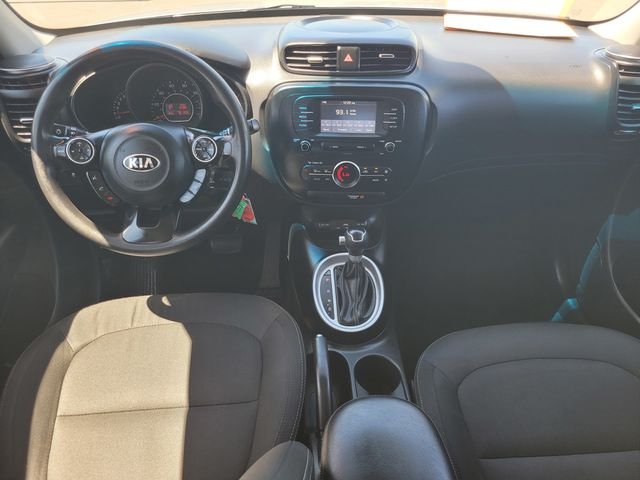 Used 2017 Silver Kia Plus image 16