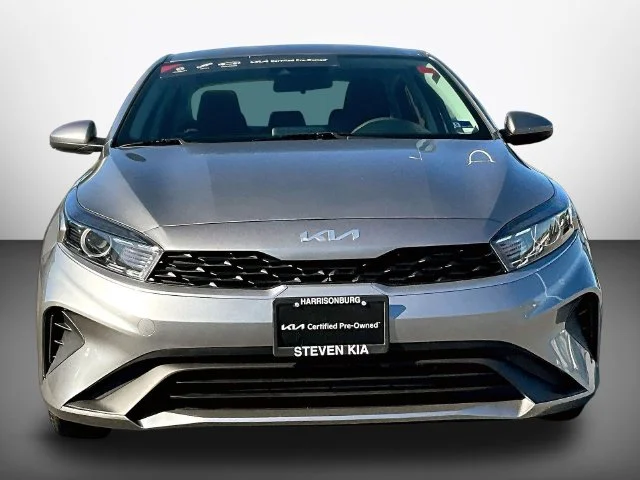 Used 2023 Gray Kia LXS image 2