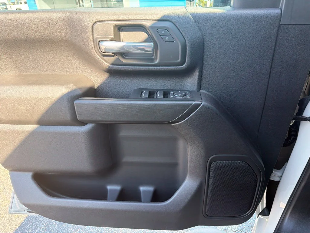 Used 2026 White Sands Chevrolet Custom image 21