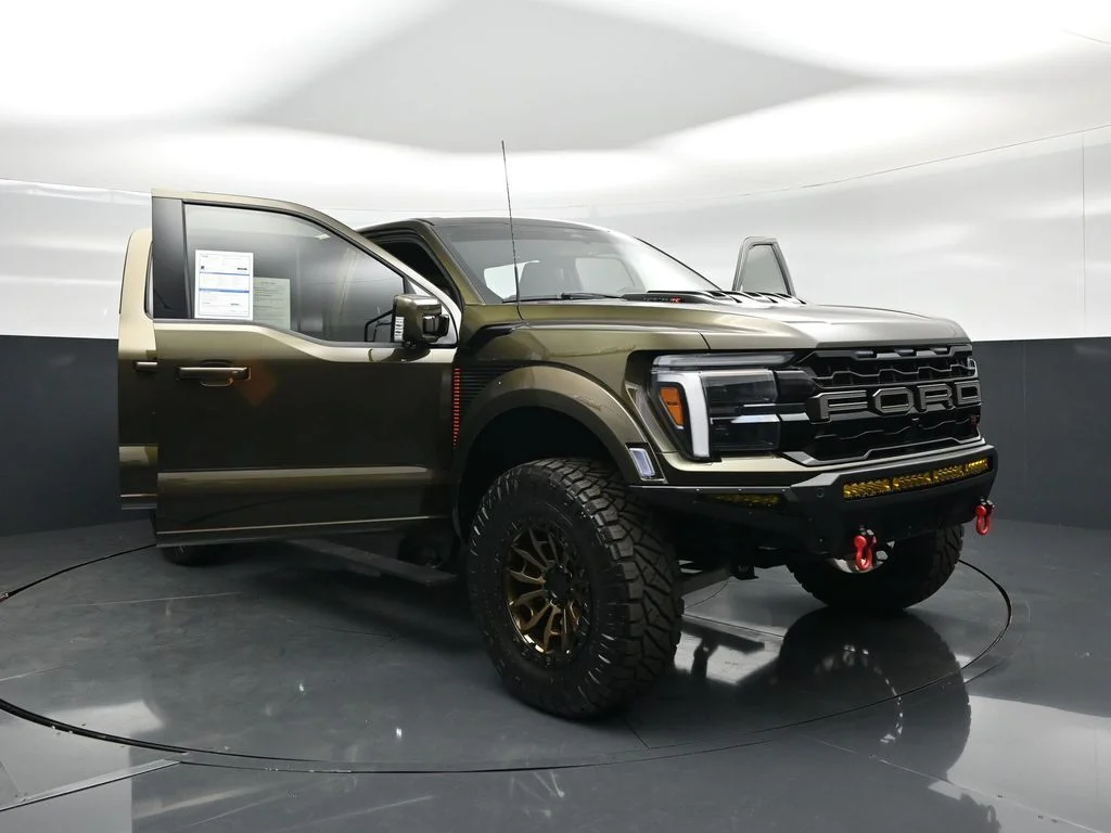 Certified Used 2025 Green Ford Raptor image 33