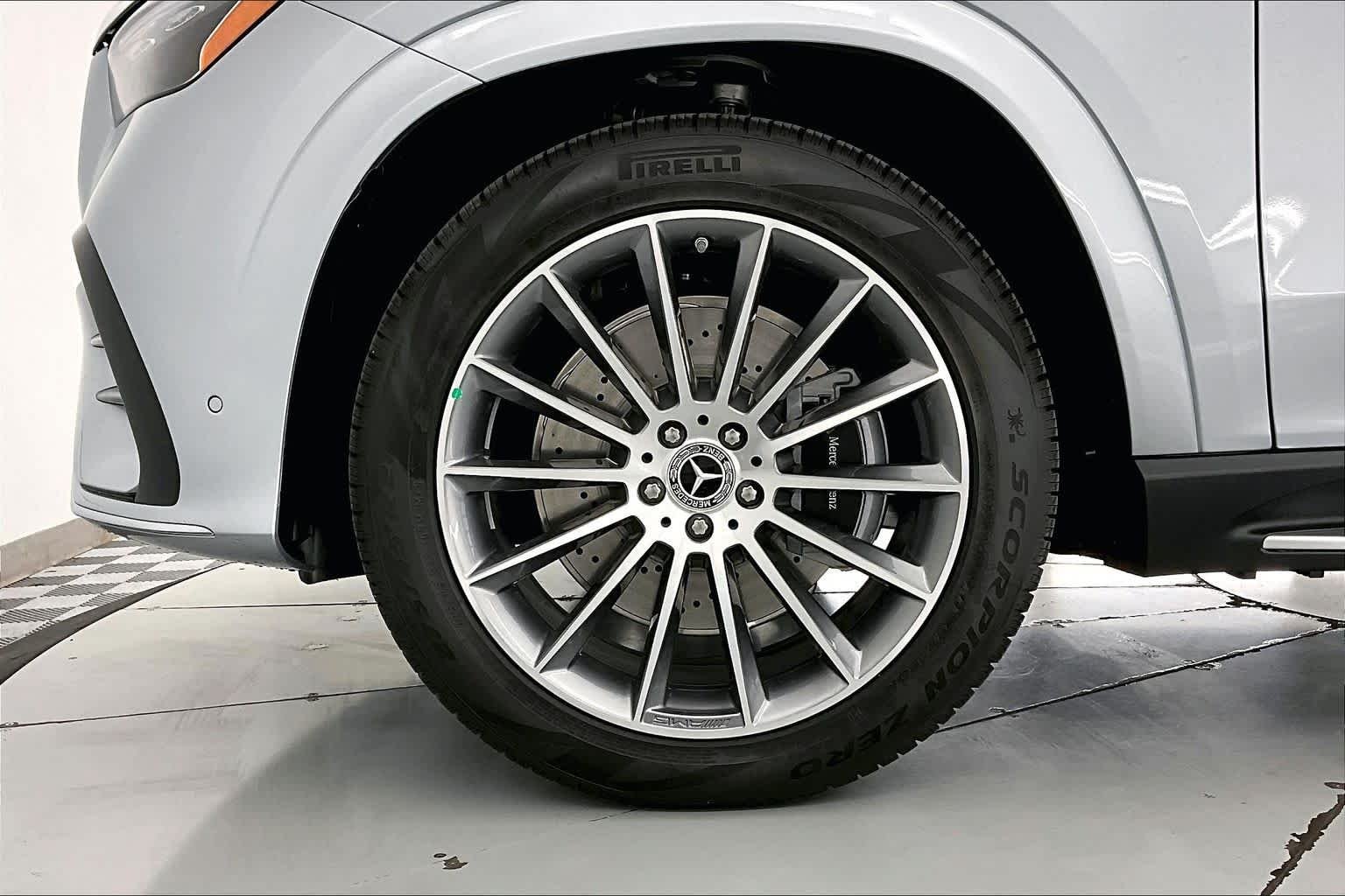 New 2026 Cirrus Silver Metallic Mercedes-Benz GLE 450 image 8