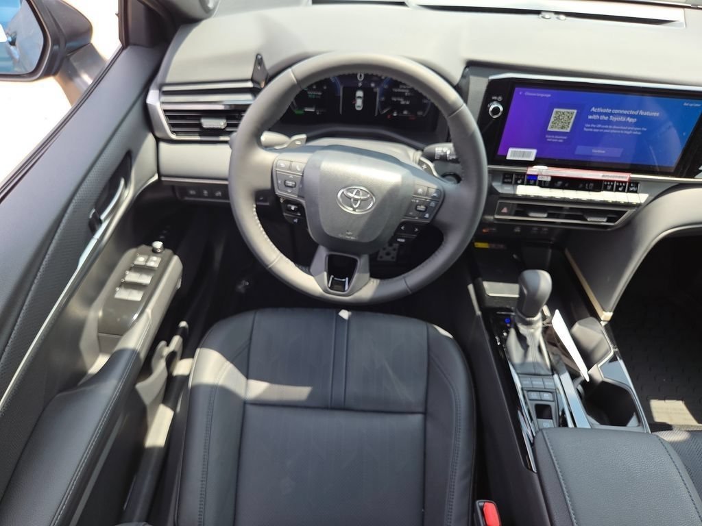 New 2026 Ocean Gem with Midnight Black Metallic roof Toyota XSE image 4