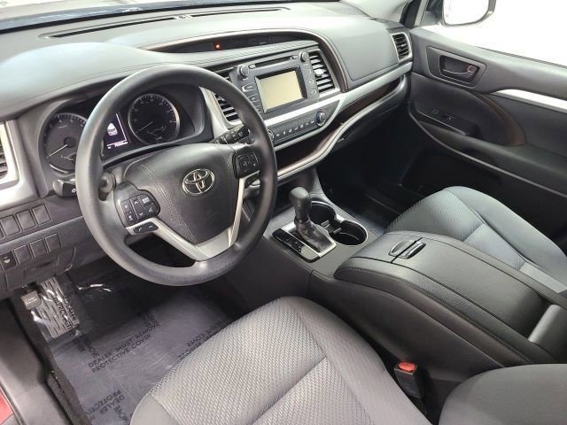 Certified Used 2019 Ooh La La Rouge Mica Toyota LE image 21