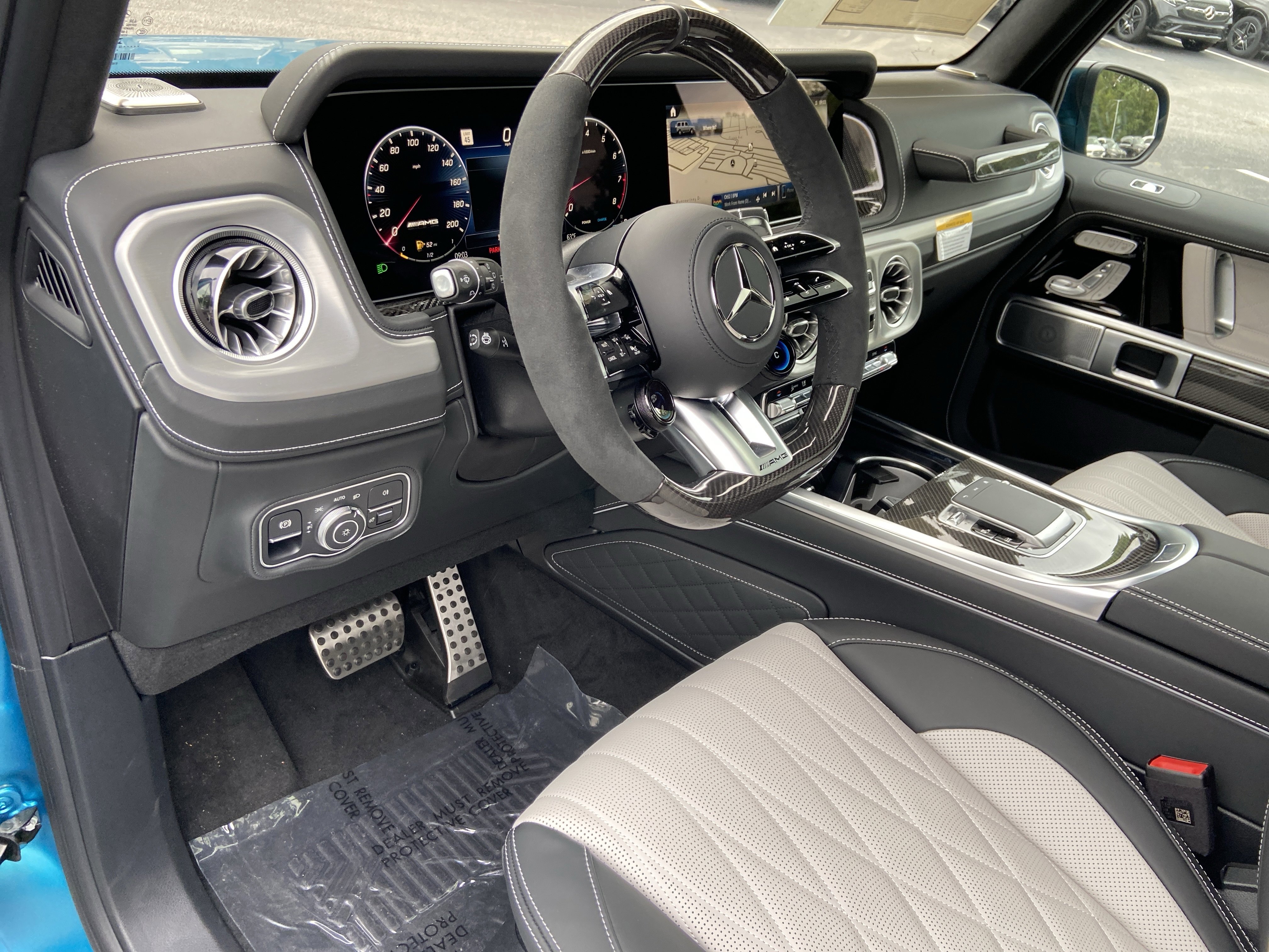 New 2026 MANUFAKTUR hyper blue magno Mercedes-Benz AMG® G 63 SUV image 17