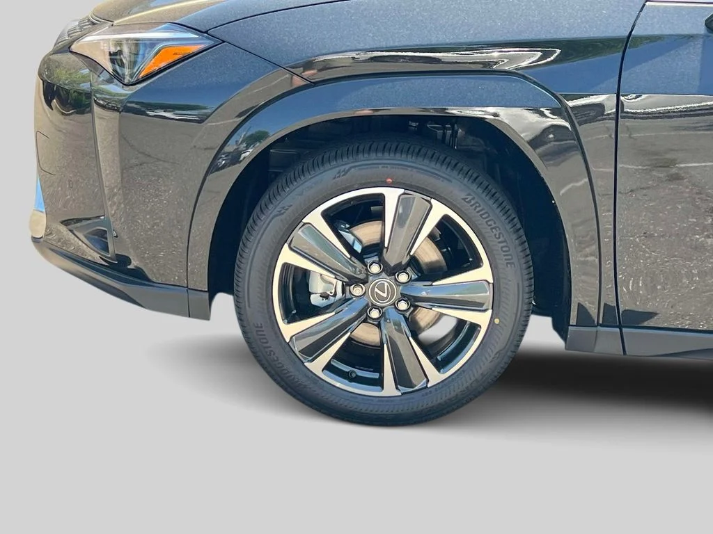 2026 Lexus UX Hybrid 300h Premium - Photo 10