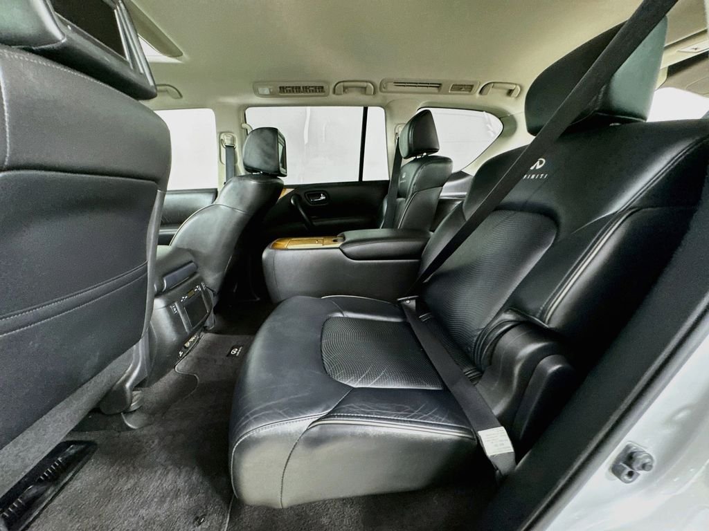 Used 2014 Liquid Platinum INFINITI Base image 31