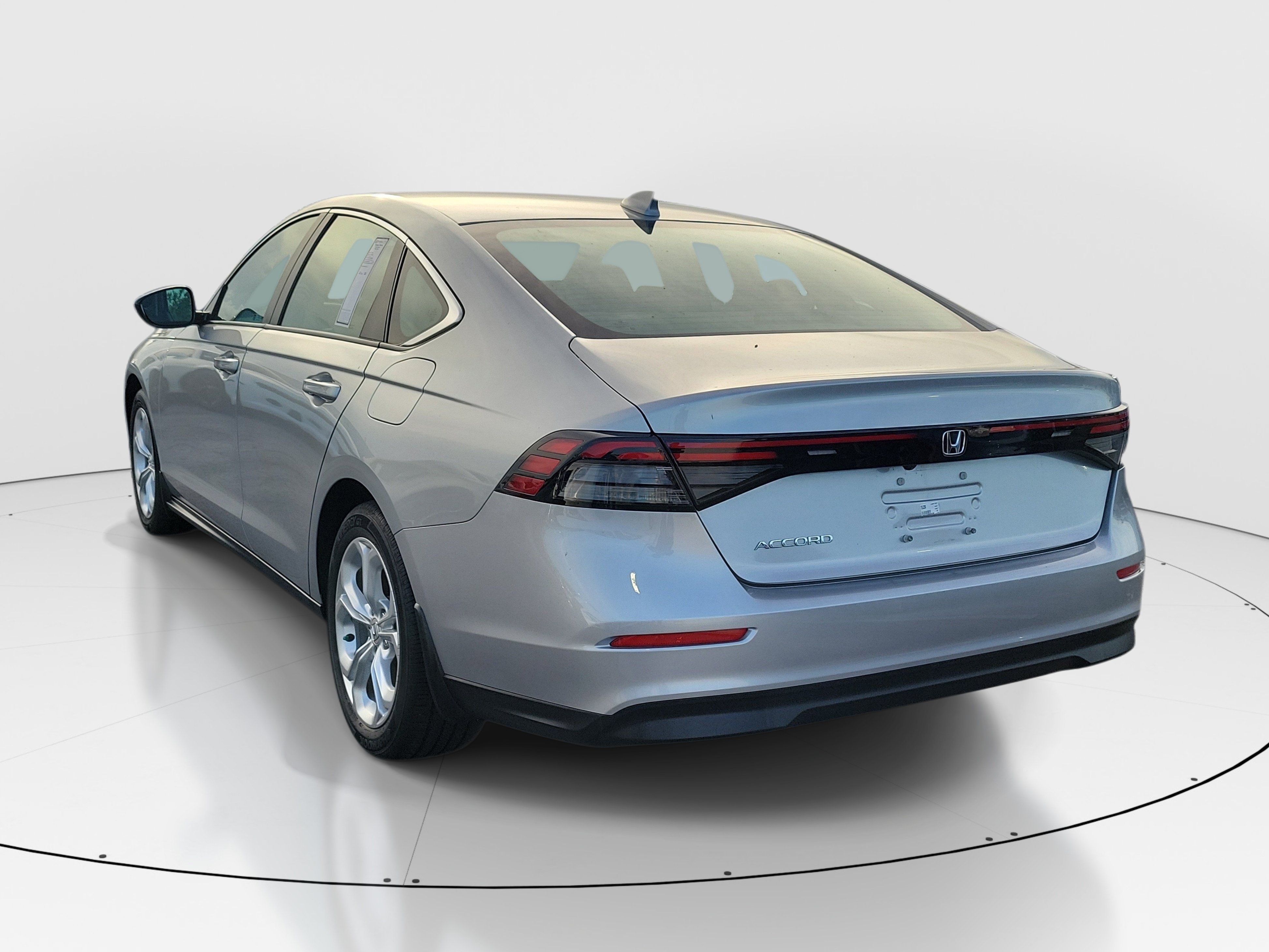 Used 2024 Silver Honda LX image 4