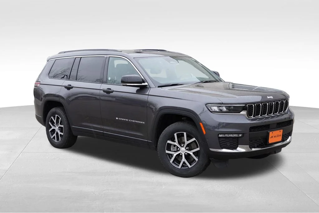 2024 Jeep Grand Cherokee L Limited 4x4's photo