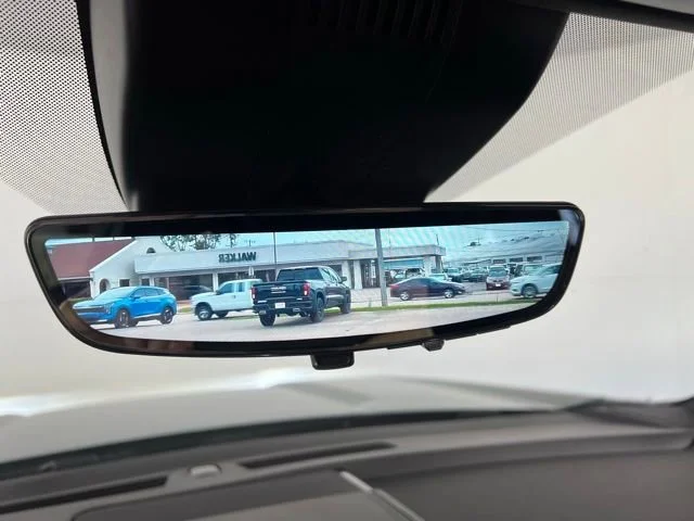 2026 GMC Yukon Denali - Photo 22