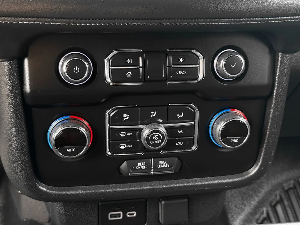 Used 2021 White Chevrolet Commercial Fleet image 24