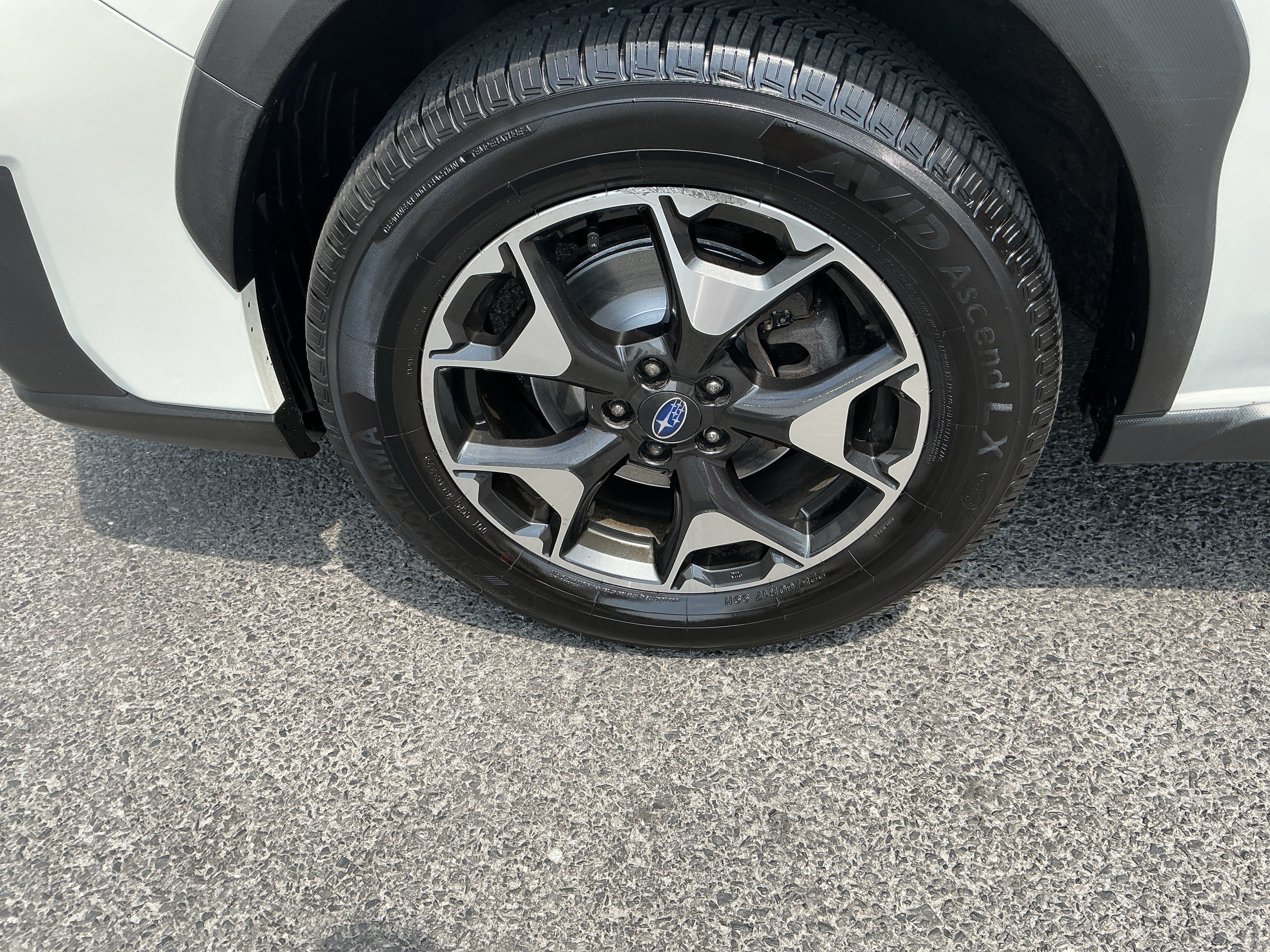 Used 2019 Crystal White Pearl Subaru Premium image 9