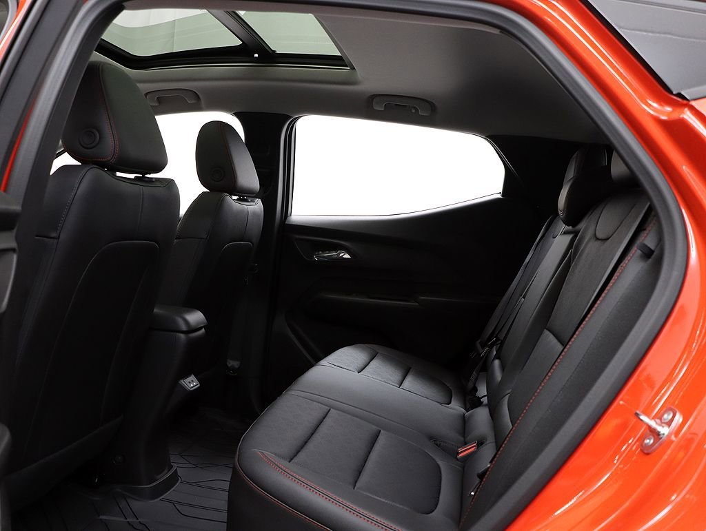 2027 Chevrolet Bolt RS - Photo 15