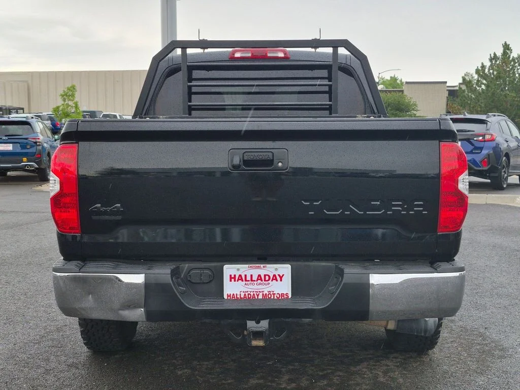 Used 2019 Midnight Black Metallic Toyota SR5 image 7
