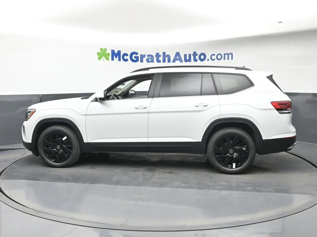 New 2026 White/off-white Volkswagen 2.0T SE w/Technology image 21